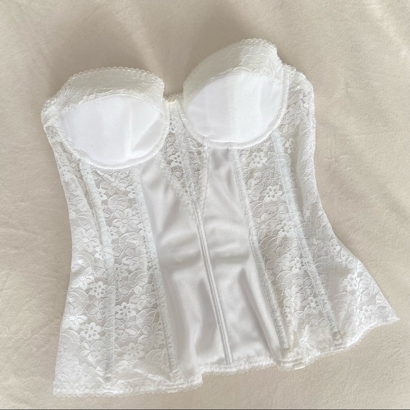 White Lace Corset -Size 36B - Picture 3 of 6